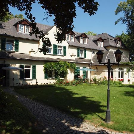 Hotel & Restaurant Bellevue Schmoelln Bagian luar foto