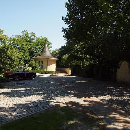 Hotel & Restaurant Bellevue Schmoelln Bagian luar foto
